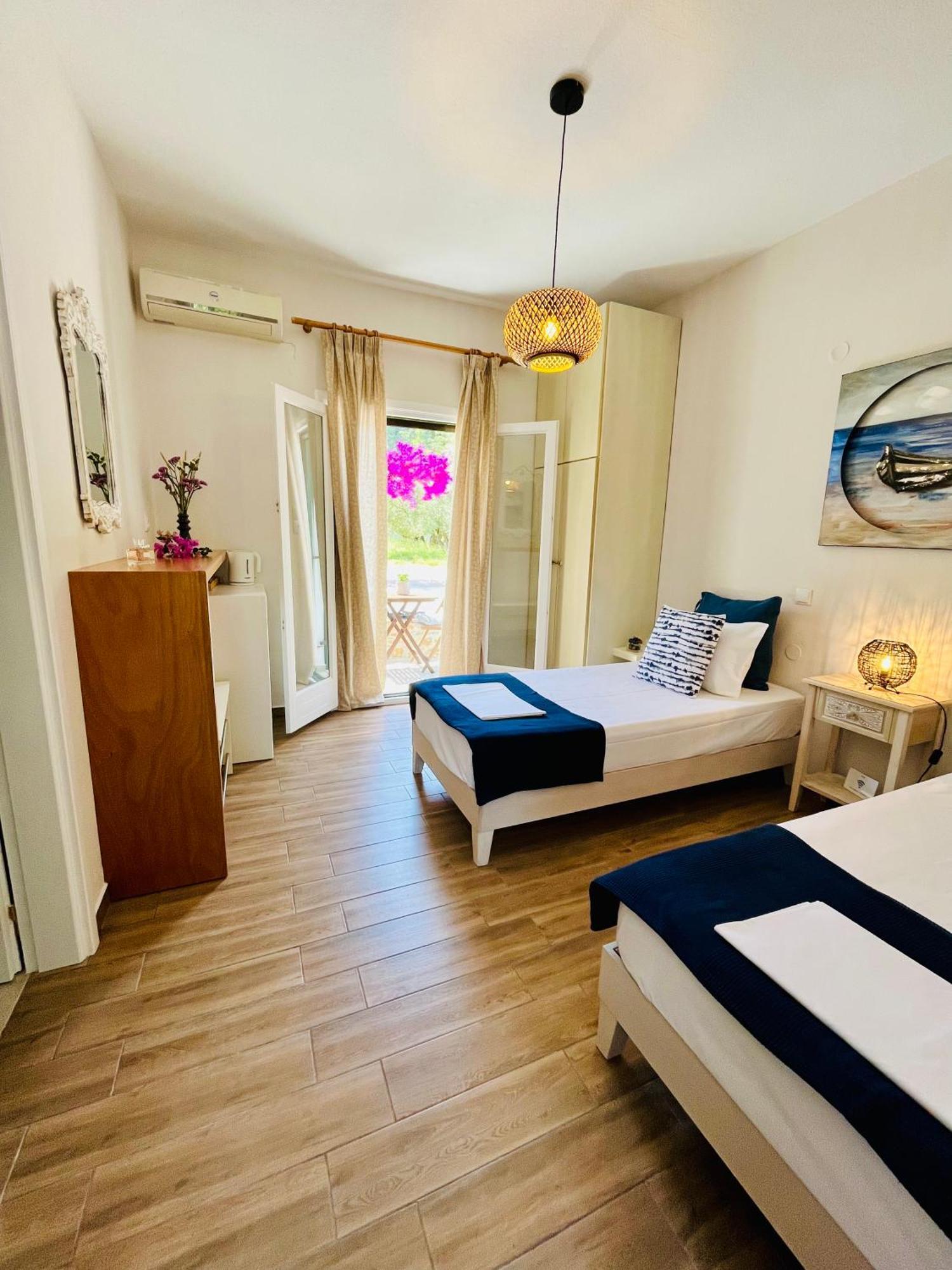 Katerina Apartment Panormos  ภายนอก รูปภาพ